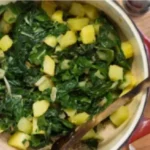 Predstavlja idealnu namirnicu za odžavanje tjelesne težine, i u tom smislu najbolja je blitva sa krompirom i limunovim sokom, jer obezbeđuje našem organizmu velike količine vitamina C. Celulozna vlakna iz blitve su važna za ishranu jer za sebe vezuje višak vode i sve otrovne sastojke, takođe ubrzavaju prolaz hrane kroz crijeva i otklanjaju tegobe prilikom varenja. Jača krv delujući na stvaranje crvenih krvnih zrnaca, a uz dodatak peršuna čisti krv i pospješuje izlučivanje mokraće, štiti sluzokožu tijela i jača naše kosti. KAKO SE UPOTREBLJAVA BLITVA KAO LIJEK: Ovo zeleno povrće je izuzetni prirodni antibiotik, a kao narodni lijek može da se koristi za obloge rana sa listovima, a za liječenje bešike i bubrega daje se lagana čorba od blitve. Isto tako, dobra je i za oči kao i šargarepa, jer sadrži vitamin A i lutein, koji smanjuju rizik od bolesti oka, kao što je mrena. Opšta preporuka za svaku domaćicu je da se na meniju makar jednom sedmično spremi blitva sa krompirom. Ona sadrži najmanje 13 različitih antioksidanasa, veoma česta je na menjijima dijabetičara, zbog visokog procenta vlakana koji ne uzrokuje velike i nagle poraste šećera u krvi. Mnogima je omiljeno povrće jer je niskokalorična i vrijedna namirnica. Veoma je zasitna jer dugo ostaje u organima za varenje, dovoljno je da svakog dana unesete oko 200 grama ovog zelenog ljekovitog povrća. KAKO SE SPREMA BLITVA SA KROMPIROM: Zeleni dio blitve možete da spremate kao i svako lišće, a bijeli kao šparoge. Kada kupujete ovo povrće obratite pažnju da su listovi zelene boje, a stabljika da je čvrste strukture. Izbegavajte da kupujete listove koji su počeli da venu i da mijenjaju boju. Najbolje bi bilo da je potrošite do 3 dana nakon kupovine, i da je čuvate u frižideru u plastičnoj kesici. Prije pripreme svježu blitvu dobro operite kako bi uklonili ostatke zemlje. Odsijecite dno stabla sa korjenčićima. Stablo i listovi se vremenski različito kuhaju, pa oštrim nožem odvojite stabljiku od listova i stavite da se kuha nekoliko minuta prije listova. Kod priprema pita, stabljika i listovi se kuhaju istovremeno. ZA BLITVU SA KROMPIROM TREBAMO: 1 kg blitve 4 manja krompira od 4 do 5 čehna bijelog luka 250 ml maslinovog ulja so EVO KAKO SE PRAVI: Očistite bijeli luk i isjeckajte ga na sitno, uz dodatak maslinovog ulja, zbog boljeg ukusa uradite to bar 1h prije pravljenja jela kakvo je blitva sa krompirom. Operite krompir, ogulite ga i isijecite na kocke koje su veličine zalogaja i stavite u posoljenu vodu sa se kuha. Blitvu dobro operite kako smo objasnili i isijecite stabljiku. Potom isijecite lišće na centimetar – dva širine. Kada je krompir gotov, izvadite ga sa rešetkastom kašikom, a isječenu blitvu ubacite da se kuha u istoj vodi. Kuhajte je oko 7 minuta. Kada prođe 7 minuta, procijedite je i prelijte hladnom vodom, boja će tako da ostane izrazito zelena. Stavite tiganj na šporet i sipajte bijeli luk sa maslinovim uljem koji ste predhodno pripremili. Posle jednog minuta prženja, dodajte krompir i dobro iscijeđenu blitvu. Pržite uz miješanje oko dvije minute kako bi se arome pomiješale. I vaša blitva sa krompirom je gotova, prijatno! BLITVA SA KROMPIROM NA DALMATINSKI NAČIN od 3 do 4 veze blitve 700 g krompira 1 glavica crvenog luka od 2 do 3 čehna bijelog luka 1/2 korjena celera 3 kašike maslinovog ulja so biber vegeta 1 kašikica ruzmarina sjeckanog ili mljevenog 1 kašika lista od peršuna EVO KAKO SE PRIPREMA: Ogulimo krompire i operemo ih, potom iz isiječemo na kocke i stavimo u slanu vodu da se kuhaju. Pristavimo novu vodu za blitvu, očitimo je i operemo i razdvojimo peteljke od listova. Kada voda u kojoj se nalazi krompir počne da ključa, pjenu koja se stvorila od kuhanja skinemo je i bacimo. Kada voda za blitvu počne da ključa posolimo je i stavimo prvo peteljke da se kuhaju, pa tek onda lišće. Ostavimo sve zajedno da se kuha oko sedam do deset minuta. Očistimo bijeli luk, celer i crveni luk i isjeckamo na sitne kockice. Kada je blitva skuhana i ohlađena, isjeckamo je na što sitnije, i stavimo u tiganj u kojem smo predhodno propržili bijeli luk sa maslinovim uljem i preko toga dodamo blitvu. Dodamo ruzmarin. Kuhane krompire iscijedimo i začinimo sa biberom i soli, zatim podlijemo sa malo vode u kojoj se kuhala blitva, i sve dobro izmiješamo i krompire malo izdrobimo. Pospemo jednom kašikom peršunovim listom. Blitva sa krompirom pripremljena na ovaj način je divno jelo koje vrijedi probati. Spremite i vi blitvu uz krompir. Izvor: zdravailepa.com